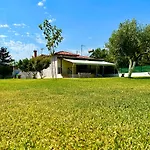 Ithaca εξοχική μονοκατοικία στην θάλασσα.