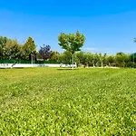 Ithaca εξοχική μονοκατοικία στην θάλασσα. *